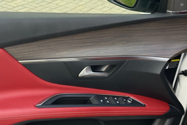 2021 Peugeot 3008 с пробегом 171 500 км