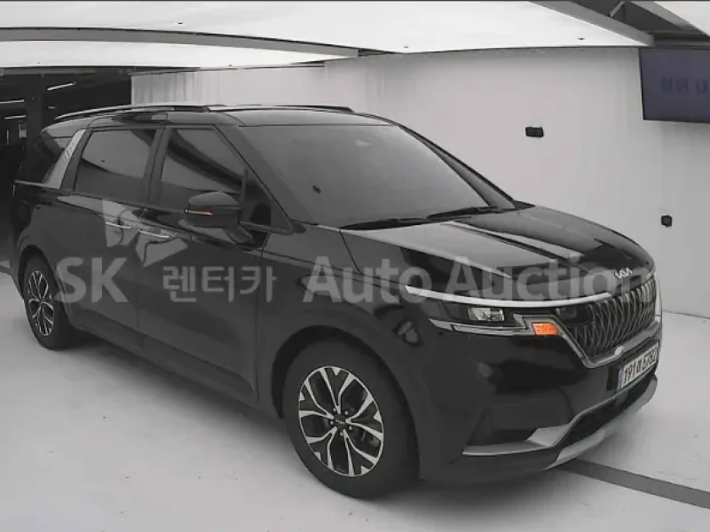 2022 Kia Carnival с пробегом 153 415 км