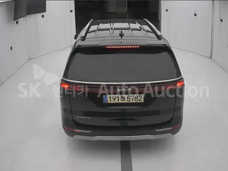 2022 Kia Carnival с пробегом 153 415 км