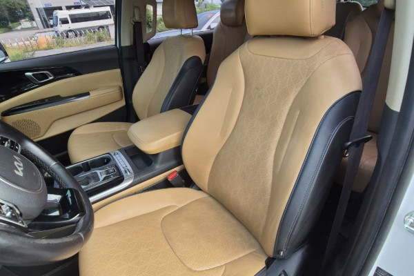 2021 Kia Carnival с пробегом 117 271 км