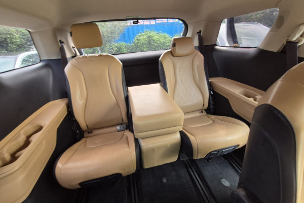 2021 Kia Carnival с пробегом 117 271 км