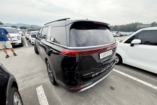 2021 Kia Carnival с пробегом 151 401 км