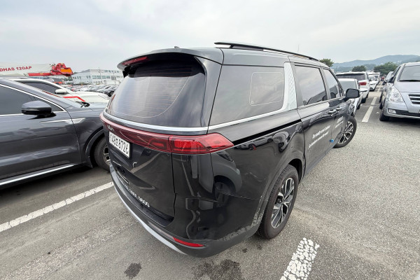 2021 Kia Carnival с пробегом 151 401 км
