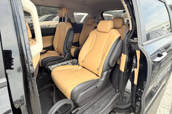 2021 Kia Carnival с пробегом 151 401 км