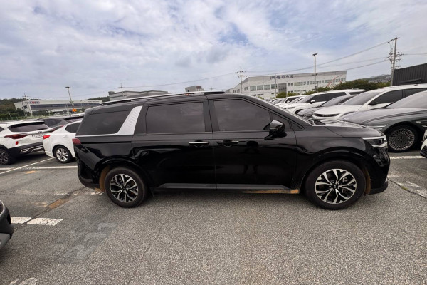 2021 Kia Carnival с пробегом 97 029 км