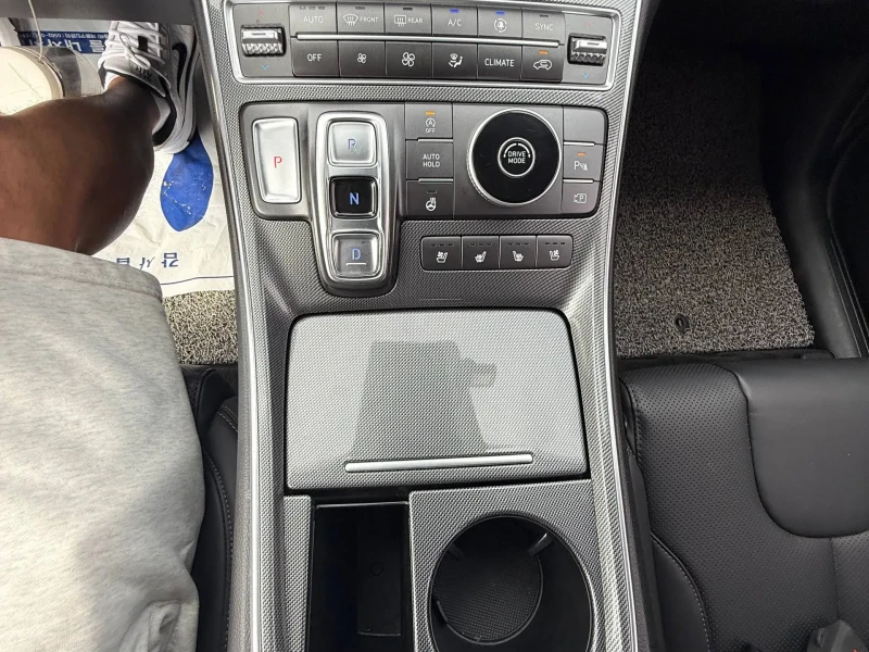 2021 Hyundai Santa Fe с пробегом 142 942 км