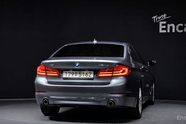 2020 BMW 5 серии с пробегом 116 408 км