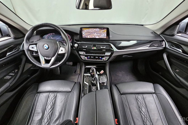 2020 BMW 5 серии с пробегом 116 408 км