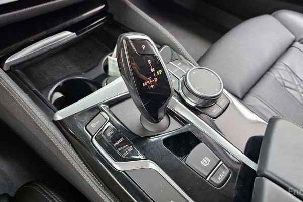 2020 BMW 5 серии с пробегом 116 408 км