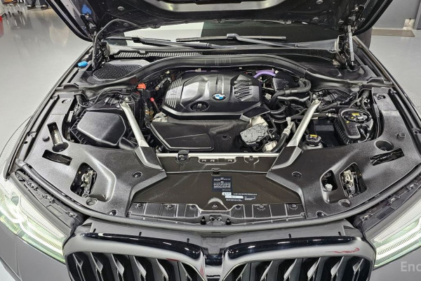 2021 BMW 5 серии с пробегом 118 649 км