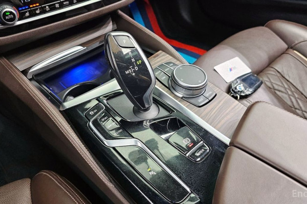 2021 BMW 5 серии с пробегом 118 649 км