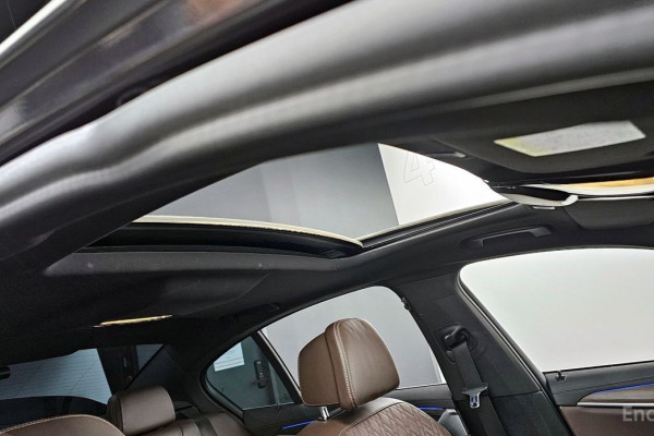 2021 BMW 5 серии с пробегом 118 649 км