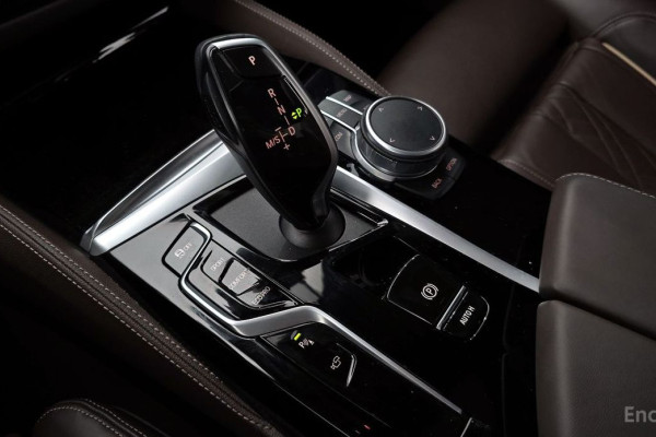 2021 BMW 5 серии с пробегом 82 752 км