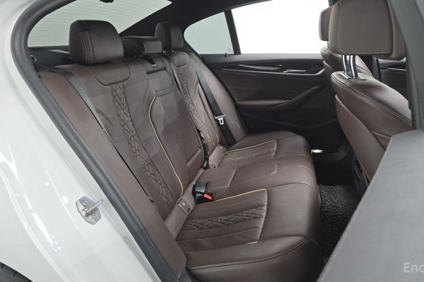 2021 BMW 5 серии с пробегом 82 752 км
