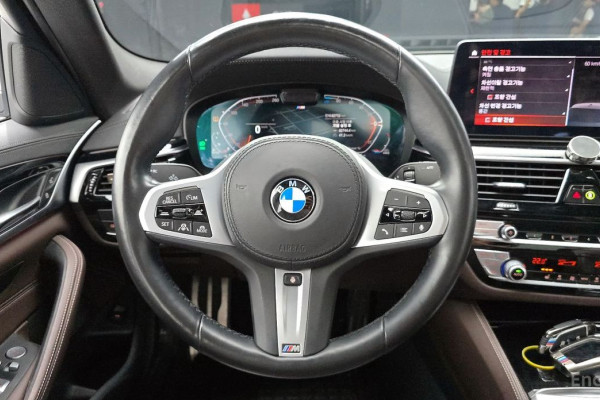 2021 BMW 5 серии с пробегом 82 752 км