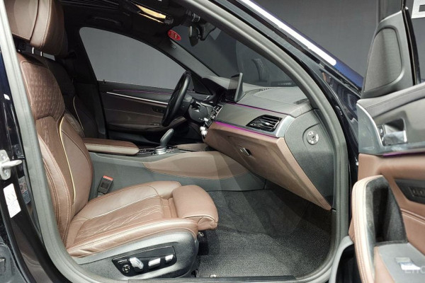 2022 BMW 5 серии с пробегом 42 911 км