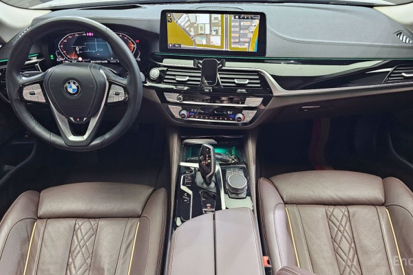 2021 BMW 5 серии с пробегом 66 564 км