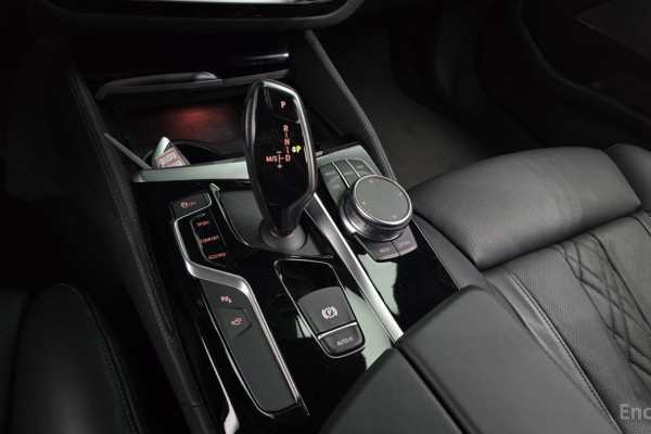 2020 BMW 5 серии с пробегом 148 551 км
