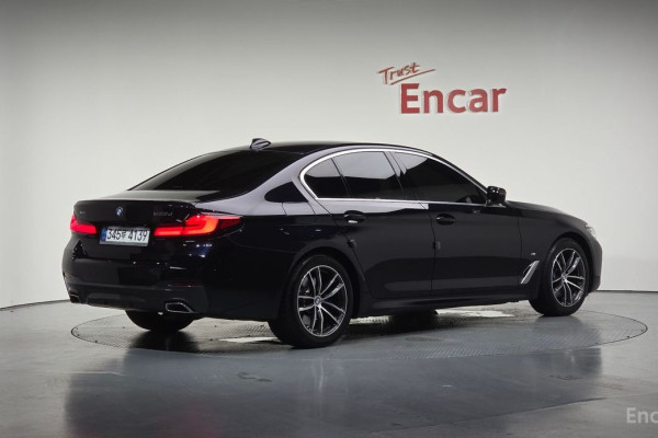 2021 BMW 5 серии с пробегом 48 610 км