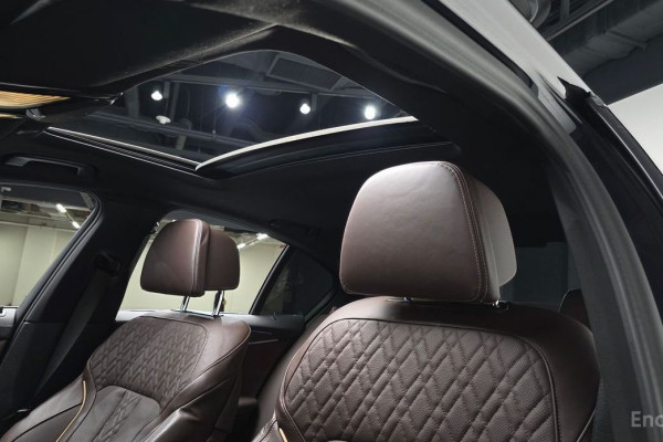 2021 BMW 5 серии с пробегом 48 610 км