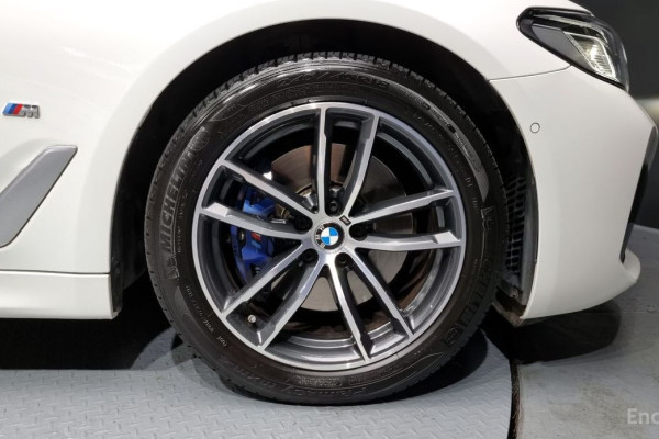 2021 BMW 5 серии с пробегом 54 355 км