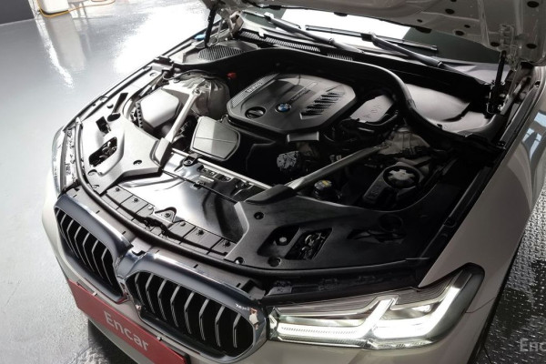 2021 BMW 5 серии с пробегом 54 355 км