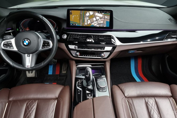 2021 BMW 5 серии с пробегом 54 355 км