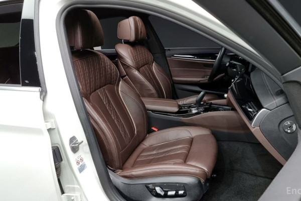 2021 BMW 5 серии с пробегом 54 355 км