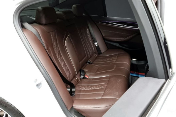 2021 BMW 5 серии с пробегом 54 355 км