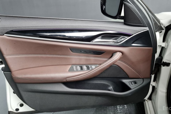2021 BMW 5 серии с пробегом 54 355 км