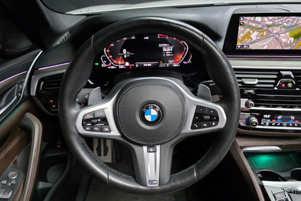 2020 BMW 5 серии с пробегом 57 299 км