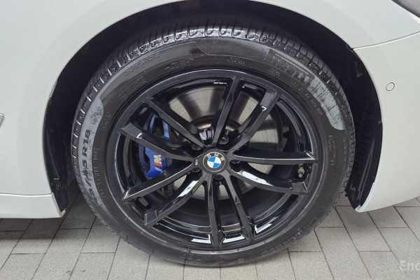 2023 BMW 5 серии с пробегом 66 812 км