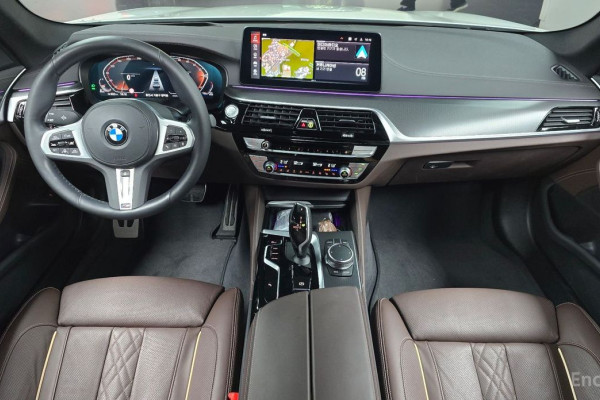 2023 BMW 5 серии с пробегом 66 812 км