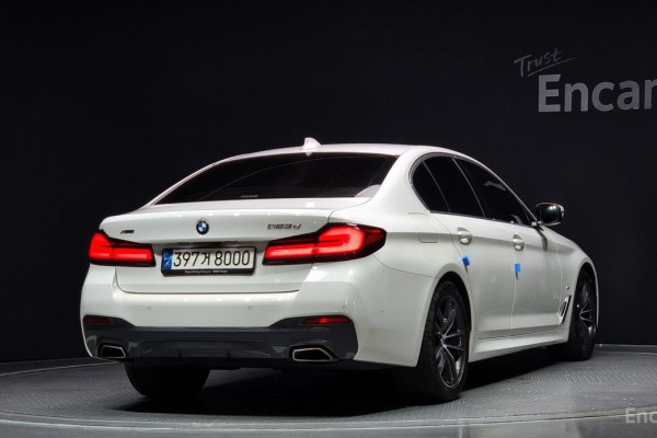 2021 BMW 5 серии с пробегом 106 584 км