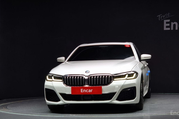 2021 BMW 5 серии с пробегом 106 584 км
