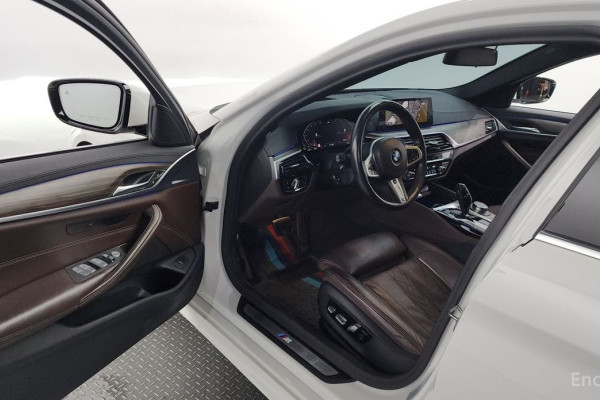 2020 BMW 5 серии с пробегом 109 747 км