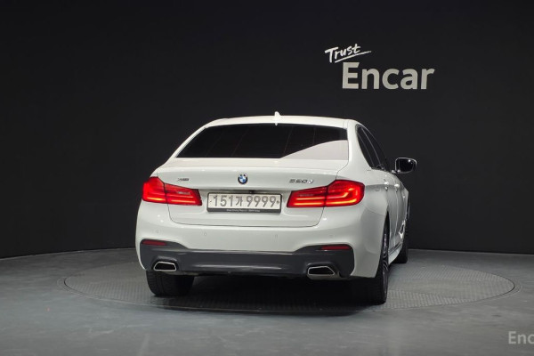 2020 BMW 5 серии с пробегом 121 247 км