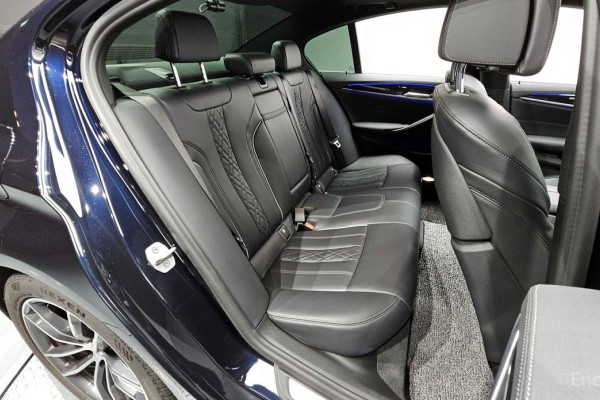 2021 BMW 5 серии с пробегом 36 667 км