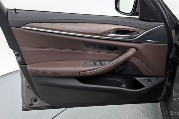 2021 BMW 5 серии с пробегом 78 521 км
