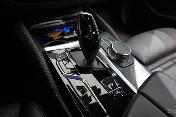2023 BMW 5 серии с пробегом 48 431 км