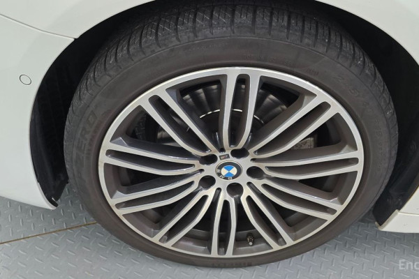 2020 BMW 5 серии с пробегом 105 023 км
