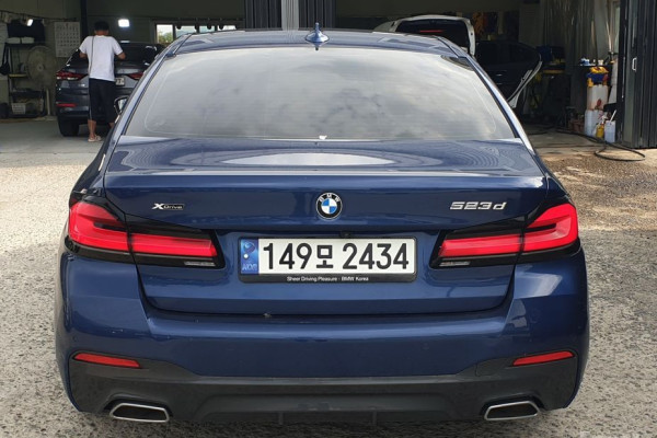 2021 BMW 5 серии с пробегом 22 020 км