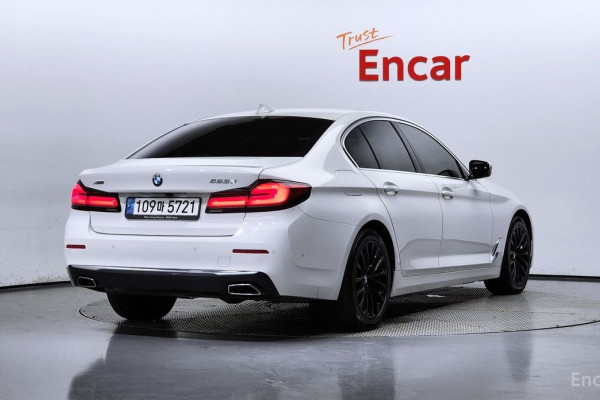 2023 BMW 5 серии с пробегом 44 119 км