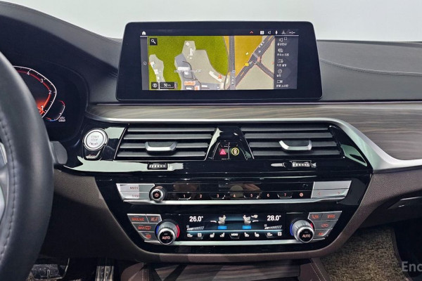 2020 BMW 5 серии с пробегом 73 674 км