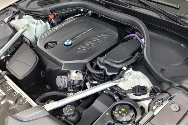 2023 BMW 5 серии с пробегом 38 245 км