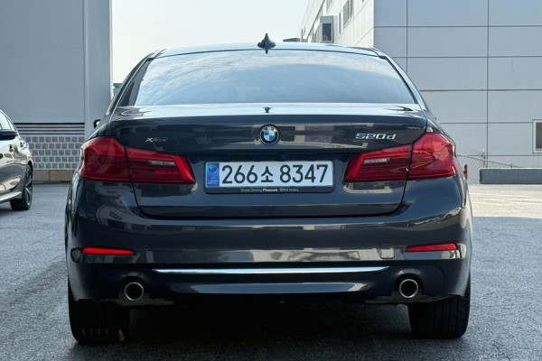 2020 BMW 5 серии с пробегом 60 450 км