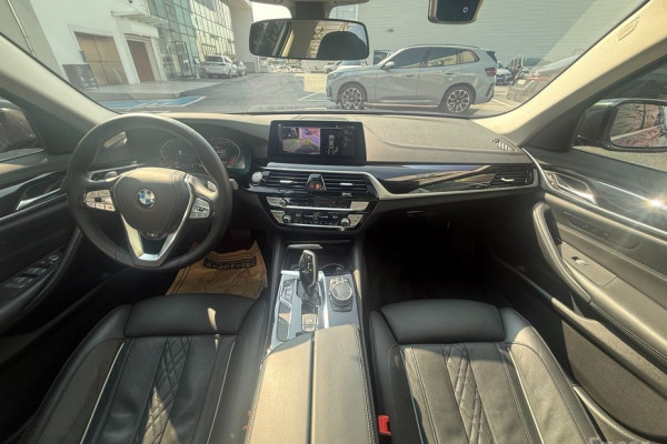 2020 BMW 5 серии с пробегом 60 450 км