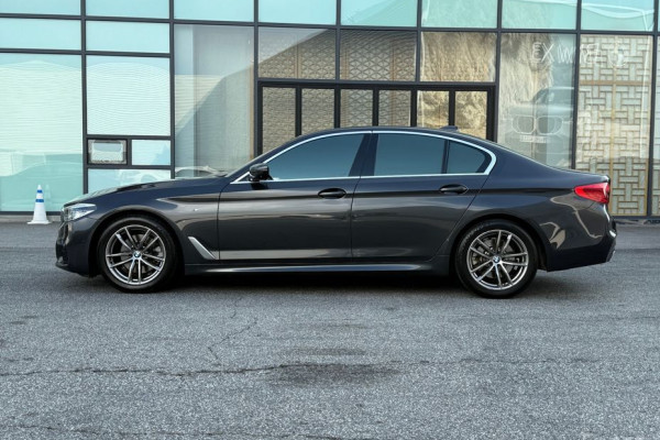 2020 BMW 5 серии с пробегом 111 389 км
