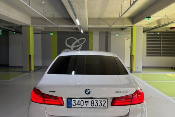 2020 BMW 5 серии с пробегом 30 855 км