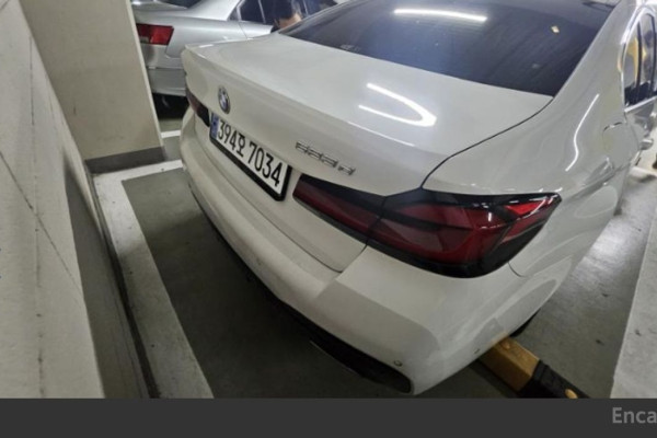 2022 BMW 5 серии с пробегом 71 146 км